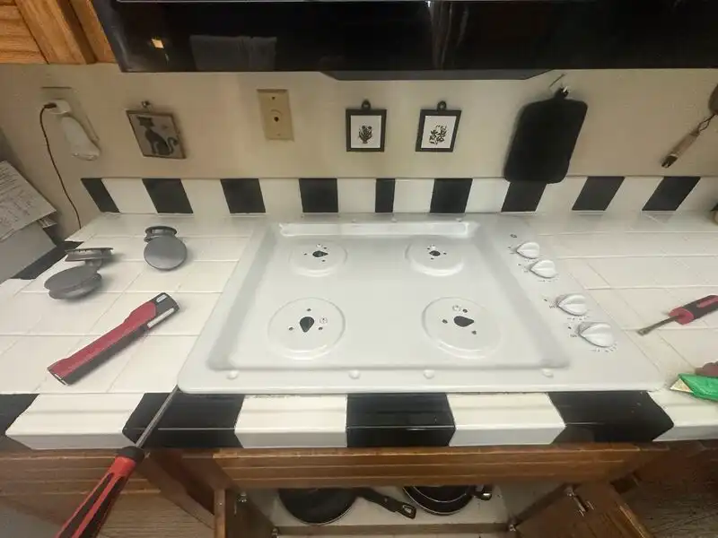 local cooktop repair technician before and after